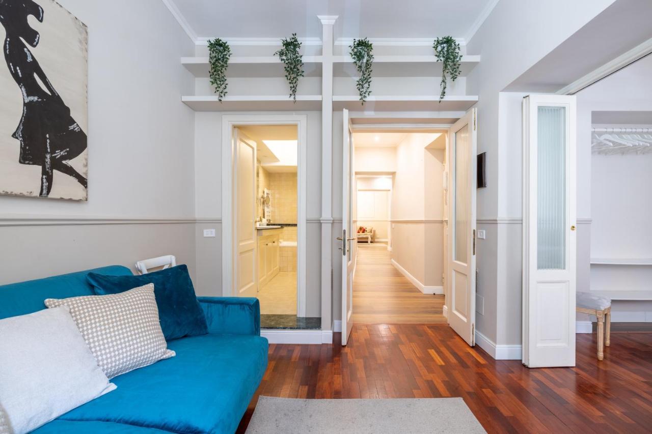 Charming Apartment With Patio A Few Steps From Colosseum Exterior foto